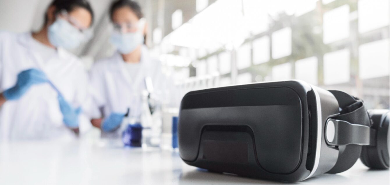 How-to-Integrate-AR-and-VR-into-Your-Medical-Training-Curriculum